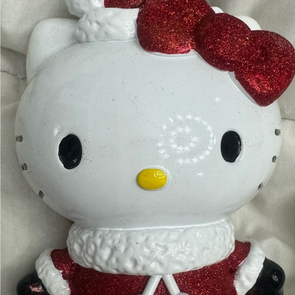 HELLO KITTY CHRISTMAS HOLIDAY SANTA HELLO KITTY SOAP/LOTION DISPENSER - Picture 3 of 10